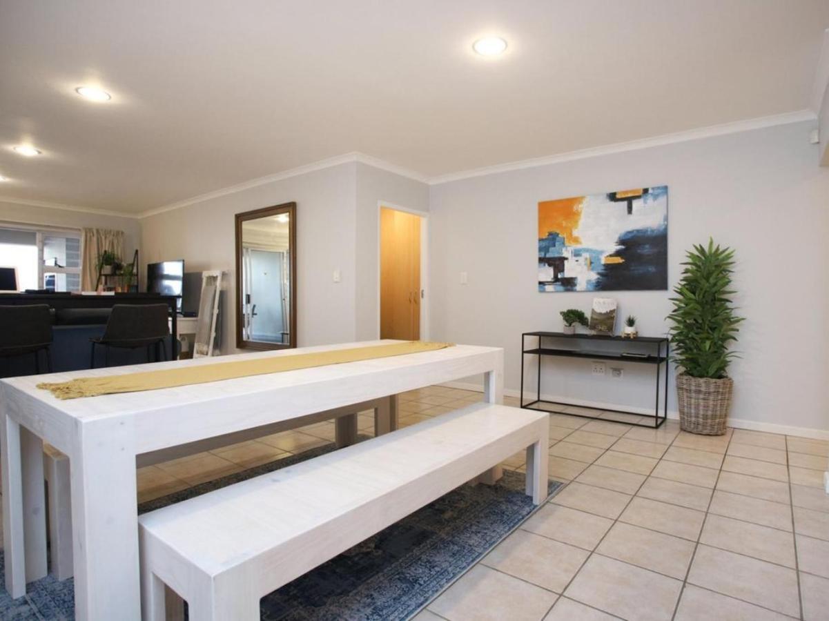 Go2Boa Luxury Apartment Mossel Bay Bagian luar foto